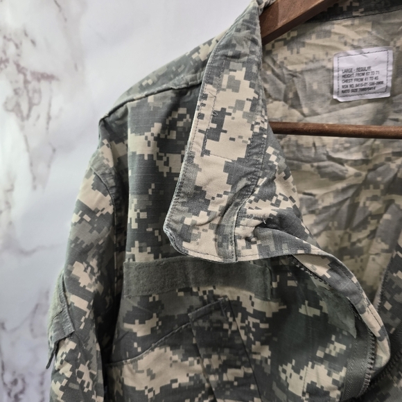 Military Jacket Mens medium short Digital Camo Desert Top Shirt Air Force Army - Picture 2 of 10